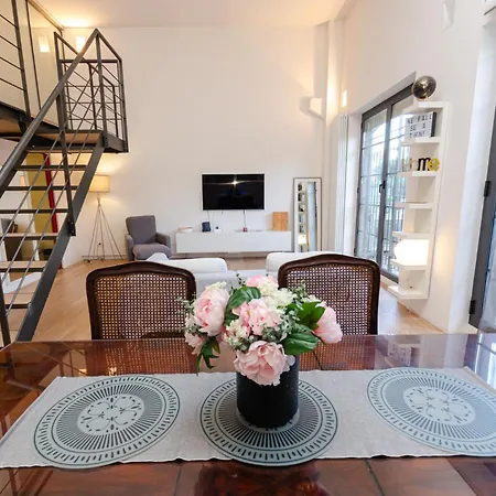 アパート Vivimihome Loft Su Due Livelli Con Terrazzo ミラノ
