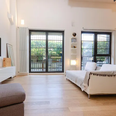 アパート Vivimihome Loft Su Due Livelli Con Terrazzo *