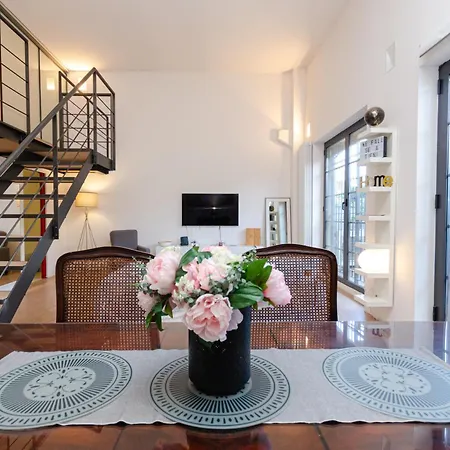 アパート Vivimihome Loft Su Due Livelli Con Terrazzo ミラノ