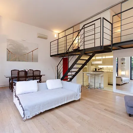 アパート Vivimihome Loft Su Due Livelli Con Terrazzo