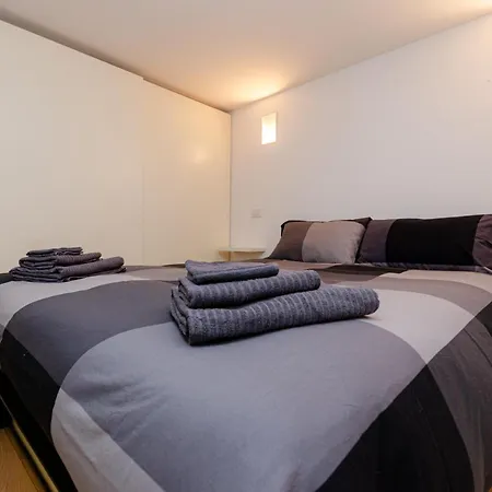 Vivimihome Loft Su Due Livelli Con Terrazzo Milánó