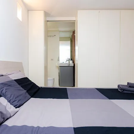 Lejlighed Vivimihome Loft Su Due Livelli Con Terrazzo